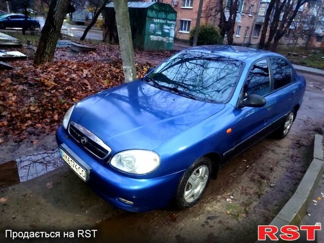 Синій ЗАЗ Ланос, об'ємом двигуна 1.6 л та пробігом 200 тис. км за 1750 $, фото 3 на Automoto.ua