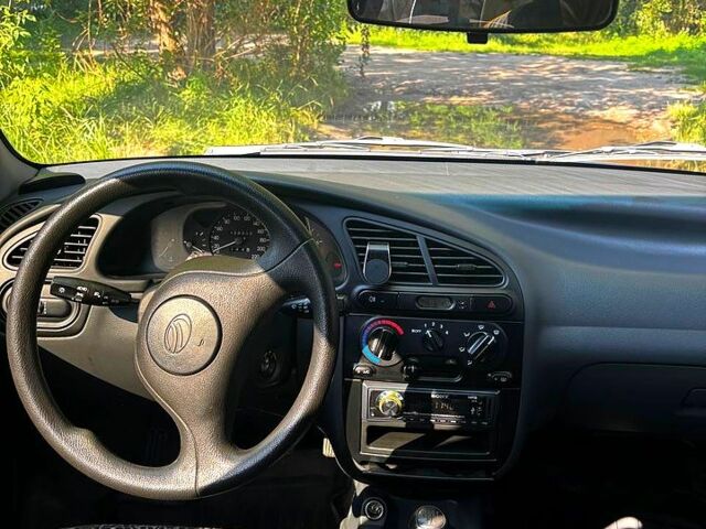 Синий ЗАЗ Ланос, объемом двигателя 1.5 л и пробегом 38 тыс. км за 4000 $, фото 3 на Automoto.ua