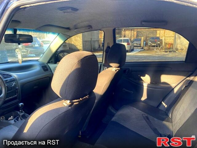 Синий ЗАЗ Ланос, объемом двигателя 15 л и пробегом 154 тыс. км за 3300 $, фото 2 на Automoto.ua