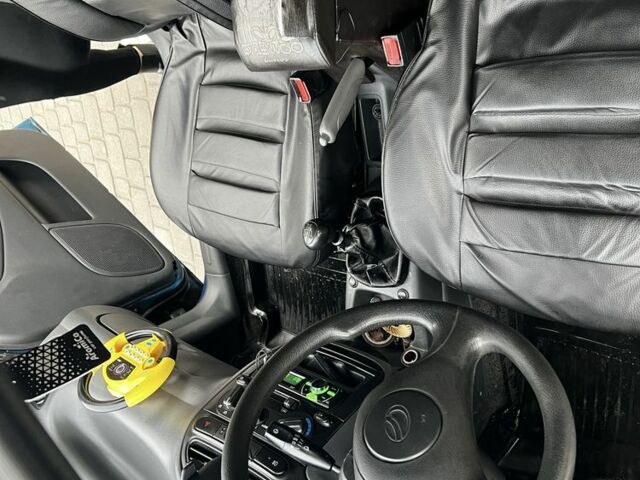 Синій ЗАЗ Ланос, об'ємом двигуна 1.5 л та пробігом 150 тис. км за 2800 $, фото 7 на Automoto.ua