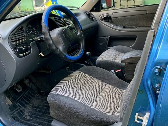 Синий ЗАЗ Ланос, объемом двигателя 1.5 л и пробегом 105 тыс. км за 2600 $, фото 5 на Automoto.ua