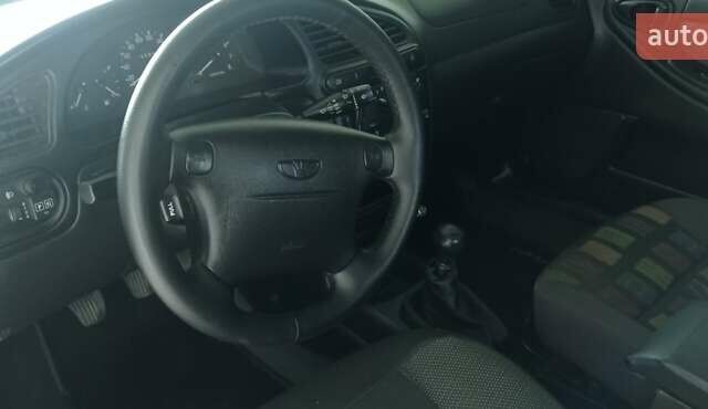 Зеленый ЗАЗ Ланос, объемом двигателя 1.6 л и пробегом 195 тыс. км за 3600 $, фото 5 на Automoto.ua