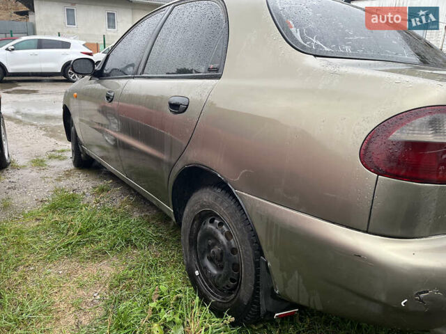 Зеленый ЗАЗ Ланос, объемом двигателя 1.3 л и пробегом 235 тыс. км за 1500 $, фото 4 на Automoto.ua