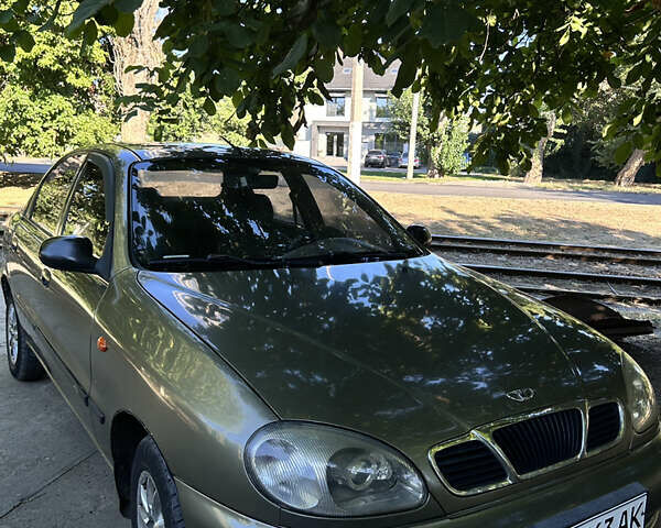Зеленый ЗАЗ Ланос, объемом двигателя 1.3 л и пробегом 210 тыс. км за 1500 $, фото 1 на Automoto.ua