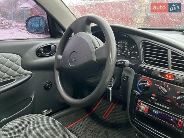 Зелений ЗАЗ Ланос, об'ємом двигуна 1.39 л та пробігом 225 тис. км за 2700 $, фото 4 на Automoto.ua