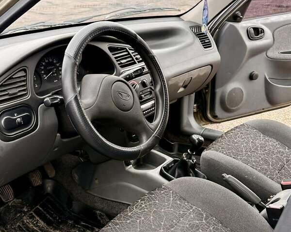 Зелений ЗАЗ Ланос, об'ємом двигуна 1.39 л та пробігом 135 тис. км за 2200 $, фото 6 на Automoto.ua