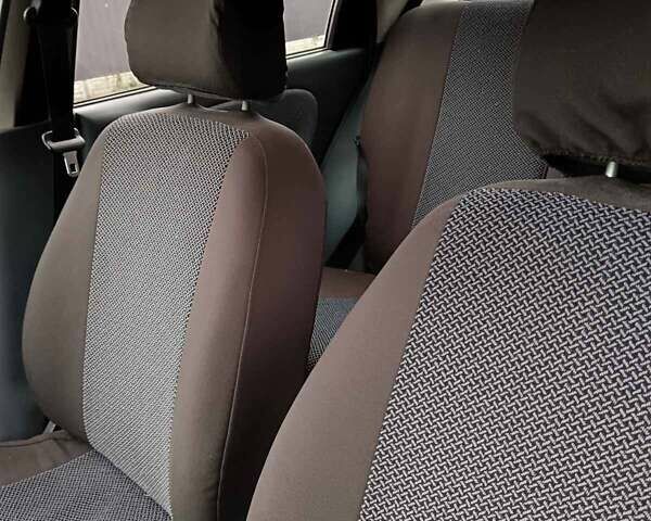 Зелений ЗАЗ Ланос, об'ємом двигуна 1.39 л та пробігом 111 тис. км за 2500 $, фото 6 на Automoto.ua