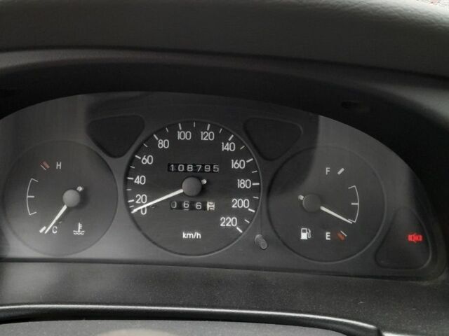 Зеленый ЗАЗ Ланос, объемом двигателя 1.3 л и пробегом 109 тыс. км за 2000 $, фото 5 на Automoto.ua