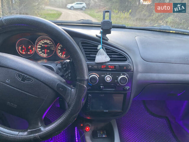 Зеленый ЗАЗ Ланос, объемом двигателя 1.5 л и пробегом 290 тыс. км за 1400 $, фото 7 на Automoto.ua