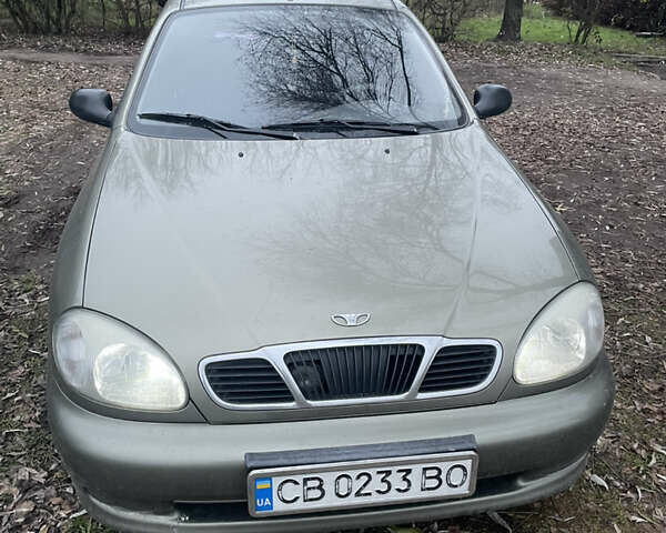 Зелений ЗАЗ Ланос, об'ємом двигуна 1.39 л та пробігом 144 тис. км за 2000 $, фото 4 на Automoto.ua