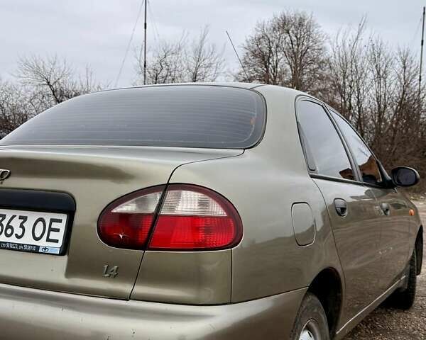 Зелений ЗАЗ Ланос, об'ємом двигуна 1.39 л та пробігом 135 тис. км за 2200 $, фото 1 на Automoto.ua