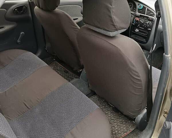 Зелений ЗАЗ Ланос, об'ємом двигуна 1.39 л та пробігом 111 тис. км за 2500 $, фото 7 на Automoto.ua