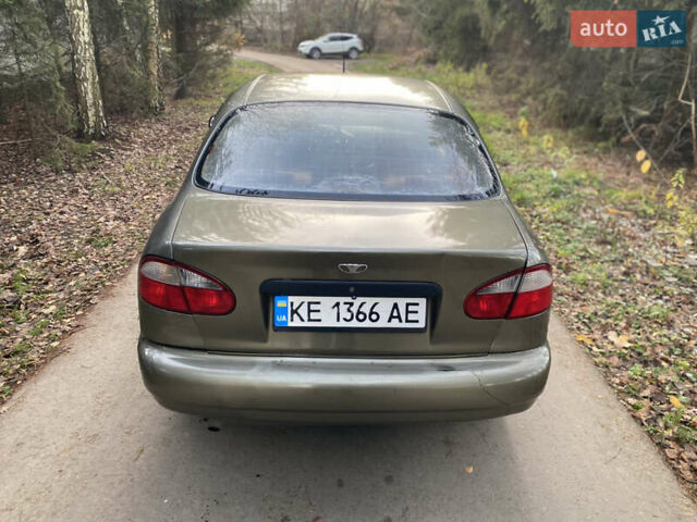 Зеленый ЗАЗ Ланос, объемом двигателя 1.5 л и пробегом 290 тыс. км за 1400 $, фото 3 на Automoto.ua