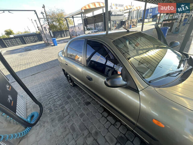 Зелений ЗАЗ Ланос, об'ємом двигуна 1.39 л та пробігом 135 тис. км за 2330 $, фото 5 на Automoto.ua