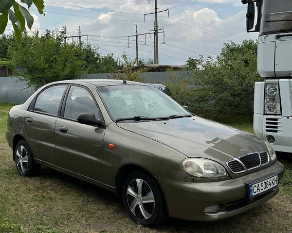 Зеленый ЗАЗ Ланос, объемом двигателя 1.5 л и пробегом 230 тыс. км за 1900 $, фото 5 на Automoto.ua