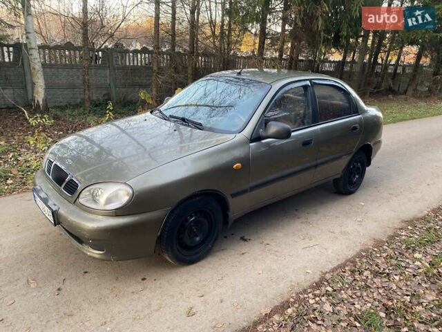 Зеленый ЗАЗ Ланос, объемом двигателя 1.5 л и пробегом 290 тыс. км за 1400 $, фото 1 на Automoto.ua