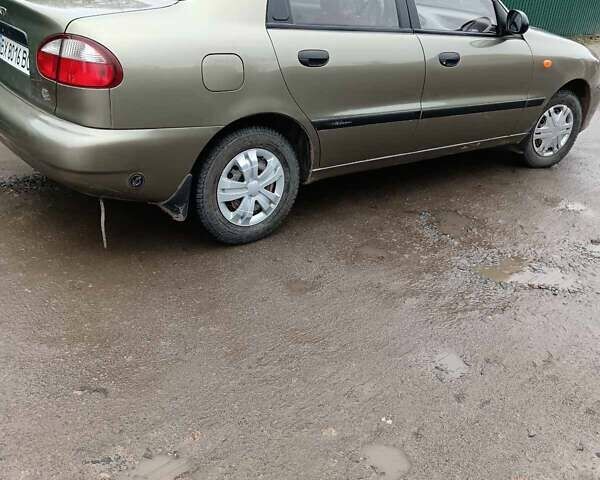 Зелений ЗАЗ Ланос, об'ємом двигуна 1.39 л та пробігом 111 тис. км за 2500 $, фото 2 на Automoto.ua