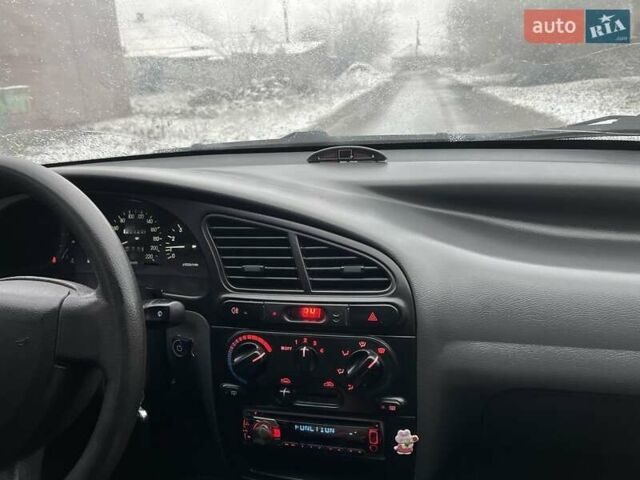 Зелений ЗАЗ Ланос, об'ємом двигуна 1.39 л та пробігом 225 тис. км за 2700 $, фото 5 на Automoto.ua