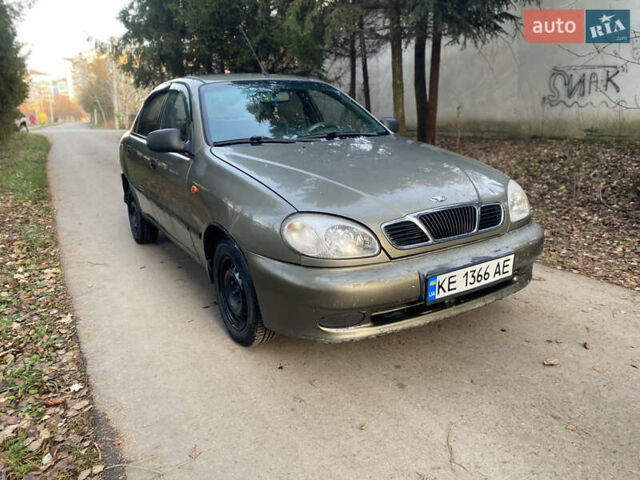 Зеленый ЗАЗ Ланос, объемом двигателя 1.5 л и пробегом 290 тыс. км за 1400 $, фото 6 на Automoto.ua