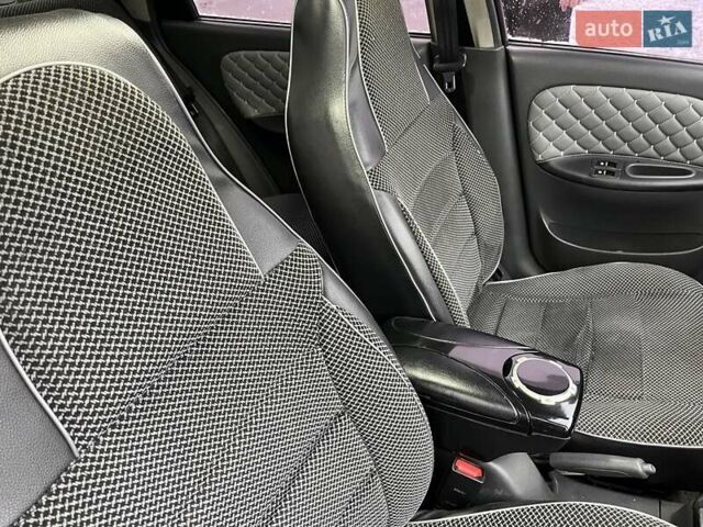 Зелений ЗАЗ Ланос, об'ємом двигуна 1.39 л та пробігом 225 тис. км за 2700 $, фото 6 на Automoto.ua