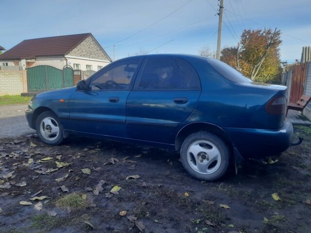 Зеленый ЗАЗ Ланос, объемом двигателя 1.4 л и пробегом 220 тыс. км за 1800 $, фото 1 на Automoto.ua