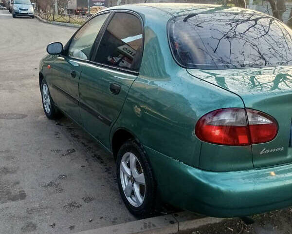 Зелений ЗАЗ Ланос, об'ємом двигуна 1.6 л та пробігом 210 тис. км за 1999 $, фото 4 на Automoto.ua