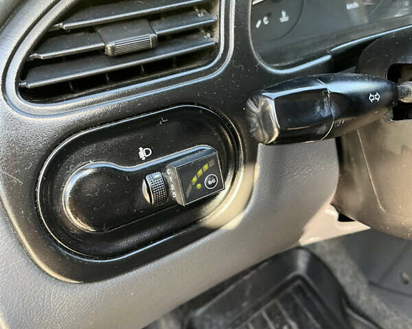 Зеленый ЗАЗ Ланос, объемом двигателя 1.6 л и пробегом 192 тыс. км за 2750 $, фото 6 на Automoto.ua