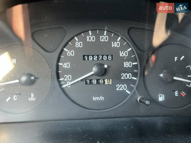 Зеленый ЗАЗ Ланос, объемом двигателя 1.6 л и пробегом 192 тыс. км за 2750 $, фото 3 на Automoto.ua