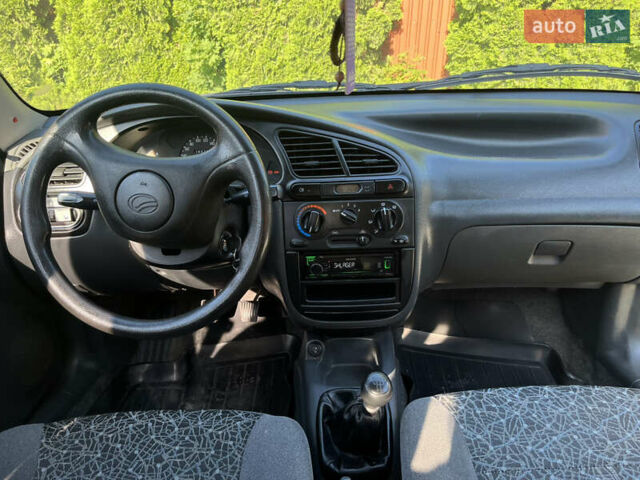 Зеленый ЗАЗ Ланос, объемом двигателя 1.6 л и пробегом 192 тыс. км за 2750 $, фото 1 на Automoto.ua