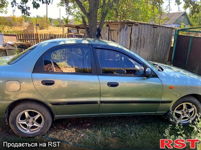 Зеленый ЗАЗ Ланос, объемом двигателя 1.5 л и пробегом 216 тыс. км за 3300 $, фото 8 на Automoto.ua