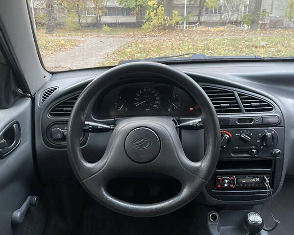 ЗАЗ Ланос 2010 у Києві на Automoto.ua Зелений ЗАЗ Ланос, об'ємом двигуна 1.6 л та пробігом 160 тис. км за 3200 $, фото 7 на Automoto.ua