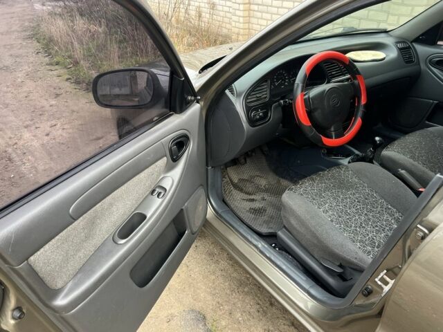 Зелений ЗАЗ Ланос, об'ємом двигуна 1.5 л та пробігом 171 тис. км за 3400 $, фото 8 на Automoto.ua