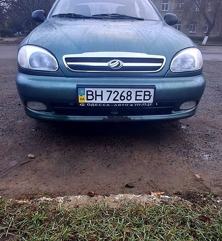 Зеленый ЗАЗ Ланос, объемом двигателя 1.5 л и пробегом 12 тыс. км за 4000 $, фото 6 на Automoto.ua