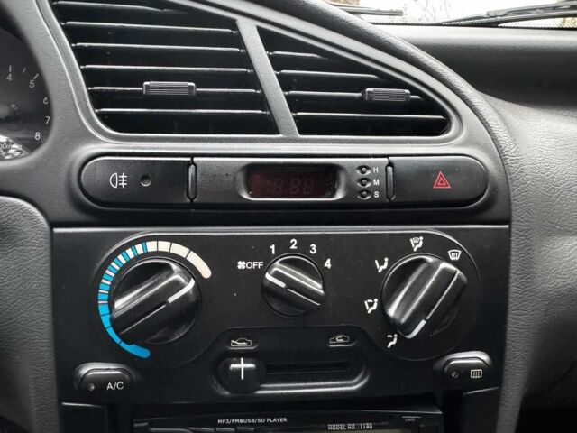 Зеленый ЗАЗ Ланос, объемом двигателя 1.5 л и пробегом 130 тыс. км за 3190 $, фото 16 на Automoto.ua