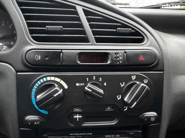 Зеленый ЗАЗ Ланос, объемом двигателя 1.5 л и пробегом 130 тыс. км за 3190 $, фото 16 на Automoto.ua