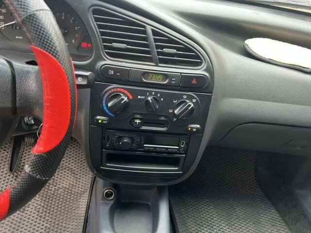 Зелений ЗАЗ Ланос, об'ємом двигуна 1.5 л та пробігом 171 тис. км за 3400 $, фото 11 на Automoto.ua