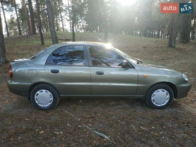 Зеленый ЗАЗ Ланос, объемом двигателя 1.5 л и пробегом 151 тыс. км за 2900 $, фото 3 на Automoto.ua