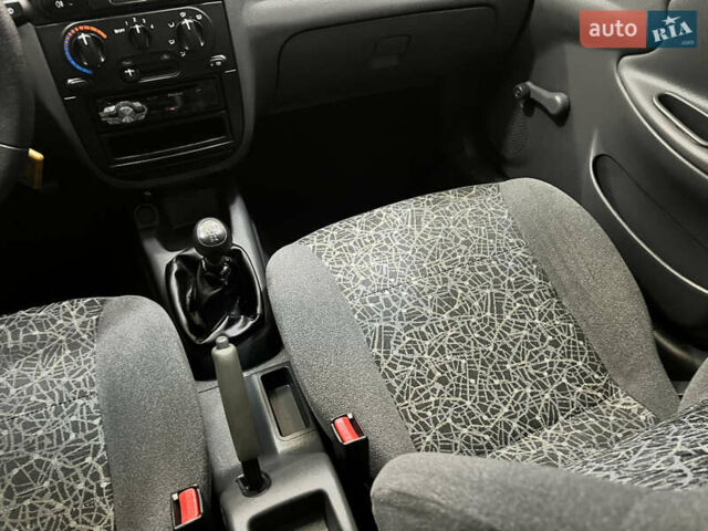 Зелений ЗАЗ Ланос, об'ємом двигуна 1.5 л та пробігом 52 тис. км за 3700 $, фото 55 на Automoto.ua