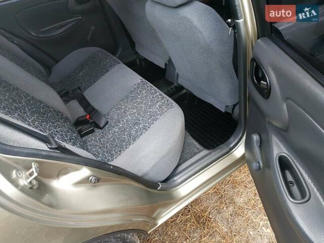 Зеленый ЗАЗ Ланос, объемом двигателя 1.5 л и пробегом 151 тыс. км за 2900 $, фото 25 на Automoto.ua