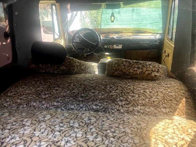 Черный ЗАЗ Луаз-Волынь, объемом двигателя 1.6 л и пробегом 20 тыс. км за 1120 $, фото 2 на Automoto.ua