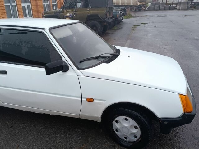 Белый ЗАЗ Нова, объемом двигателя 1.2 л и пробегом 3 тыс. км за 500 $, фото 3 на Automoto.ua