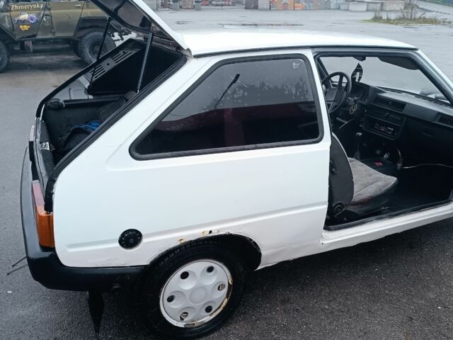 Белый ЗАЗ Нова, объемом двигателя 1.2 л и пробегом 3 тыс. км за 500 $, фото 7 на Automoto.ua