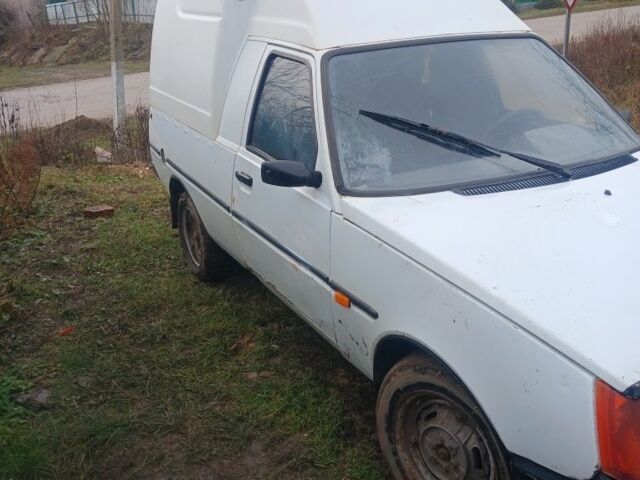 Белый ЗАЗ Нова, объемом двигателя 1.2 л и пробегом 231 тыс. км за 454 $, фото 2 на Automoto.ua