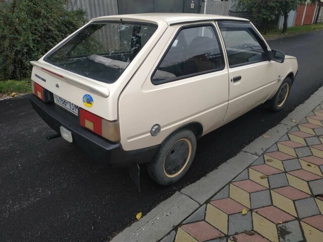 Бежевый ЗАЗ Нова, объемом двигателя 1.2 л и пробегом 219 тыс. км за 677 $, фото 2 на Automoto.ua