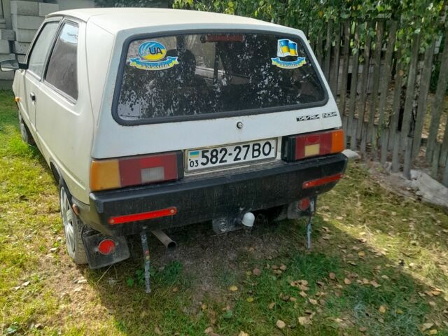 Бежевый ЗАЗ Нова, объемом двигателя 1.2 л и пробегом 200 тыс. км за 800 $, фото 4 на Automoto.ua