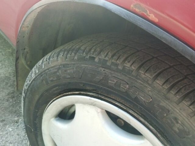 Красный ЗАЗ Нова, объемом двигателя 1 л и пробегом 165 тыс. км за 500 $, фото 5 на Automoto.ua