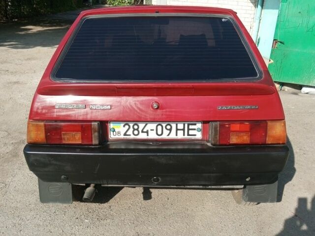 Красный ЗАЗ Нова, объемом двигателя 1 л и пробегом 165 тыс. км за 500 $, фото 3 на Automoto.ua