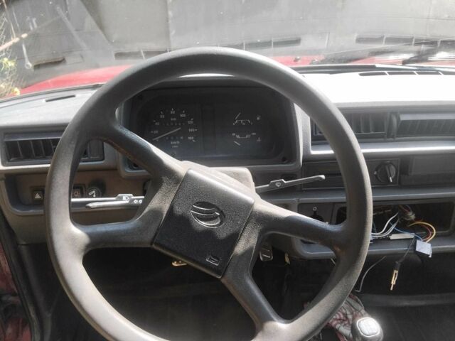 Красный ЗАЗ Нова, объемом двигателя 1.1 л и пробегом 158 тыс. км за 800 $, фото 5 на Automoto.ua