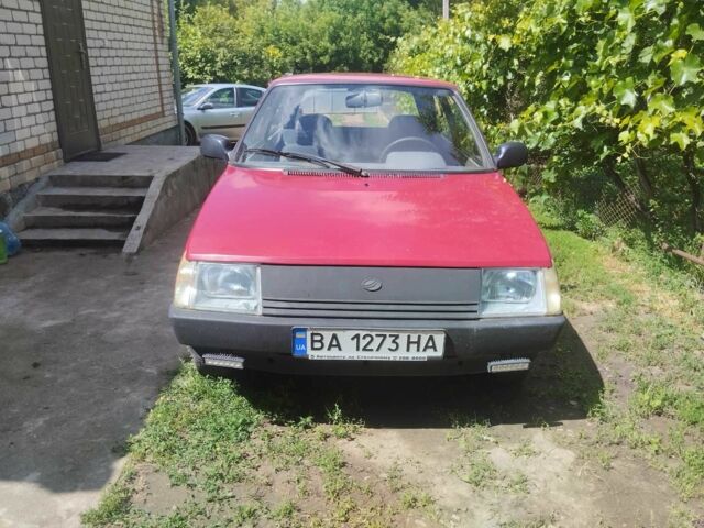 Красный ЗАЗ Нова, объемом двигателя 1.1 л и пробегом 158 тыс. км за 800 $, фото 12 на Automoto.ua