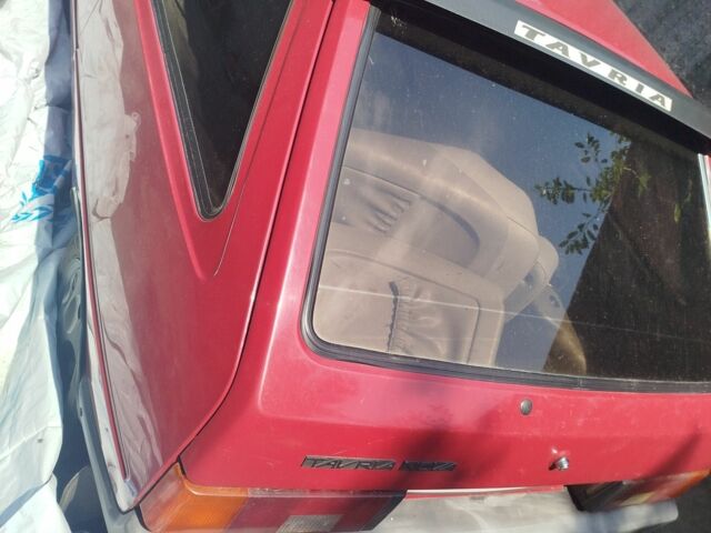 Червоний ЗАЗ Нова, об'ємом двигуна 1.2 л та пробігом 300 тис. км за 1100 $, фото 1 на Automoto.ua